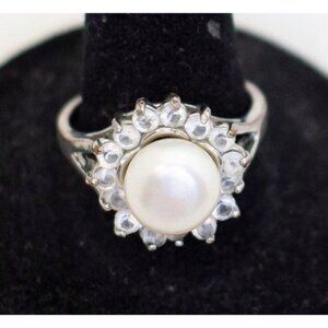 Size 8 1/2, Vintage Faux Pearl Floral Rhinestones Silver Tone Ring - A23